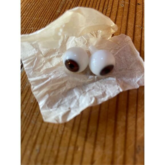 Brown Vintage Round Handblown Glass Eyes - Picture 2 of 3